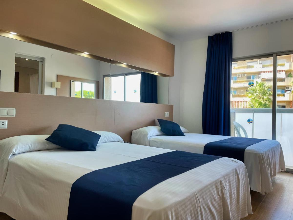 Quarto Familiar com Vista Piscina