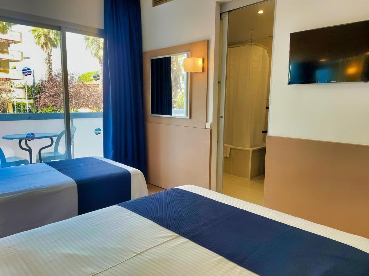 Quarto Superior com Vista Piscina.