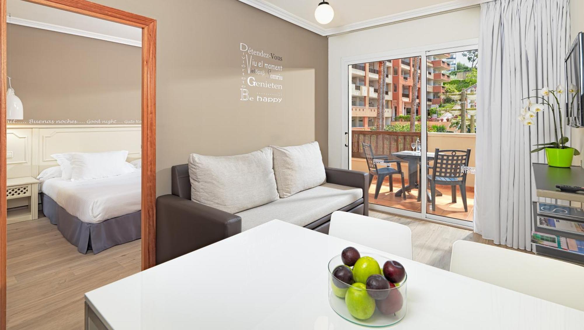 Two-Bedroom Apartment up to 10 years old,1272839767:JPEG